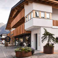 Appartements Haus in Sölden Zentrum von aussen